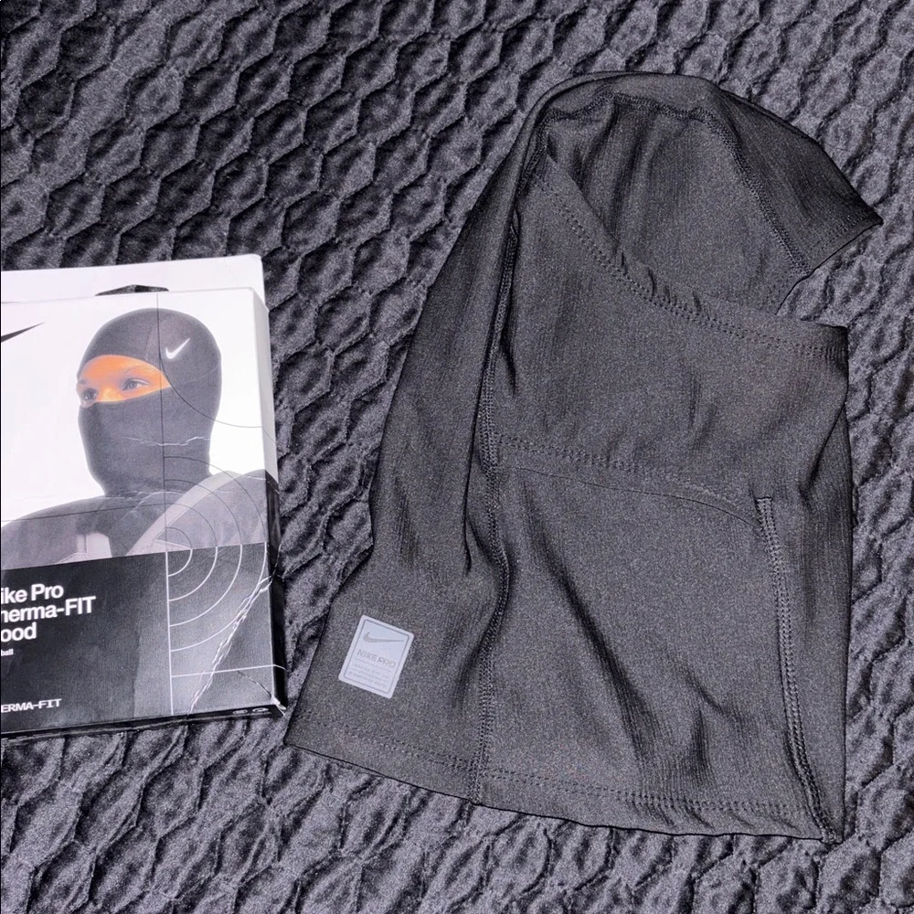 Nike Black Therma-FIT Hood